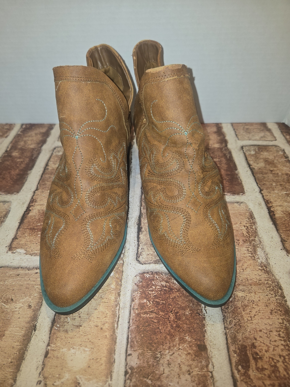 Women’s Tan Western Ankle Booties with Decorative Stitching